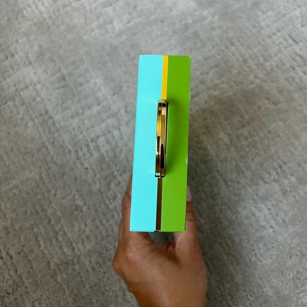Kate Spade Portable Lighting Charging Cable for Apple Products